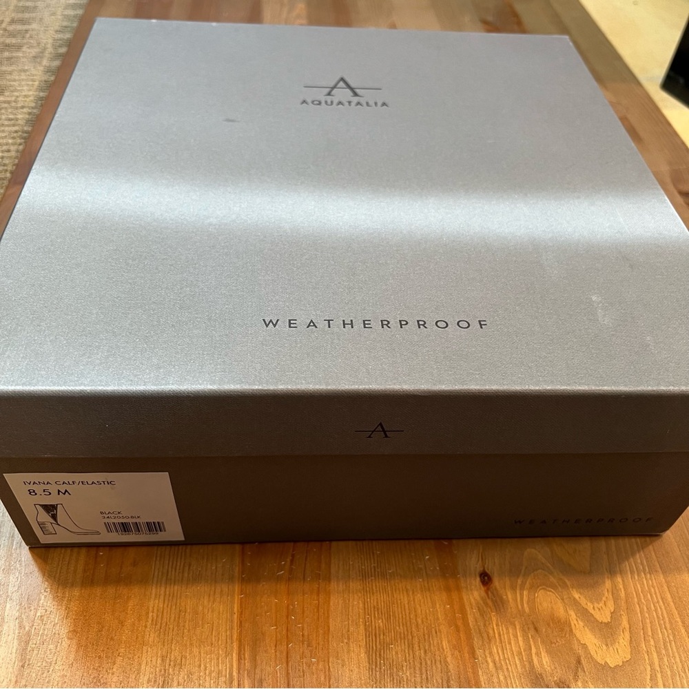 NWT AQUATALIA Ivana Waterproof Calf Leather Bootie - Picture 7 of 16